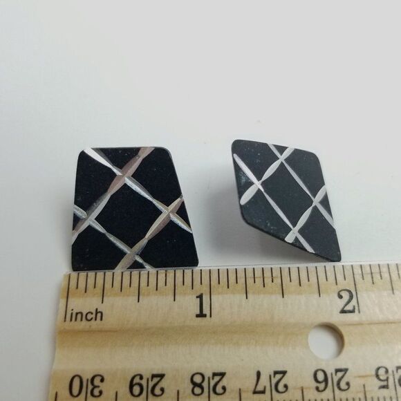 Vintage Black and Silver Tone Stud Earrings, Retro 80s 90s Style Grid Design - Picture 4 of 6